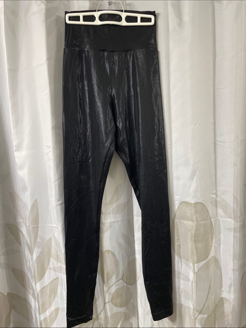 American Apparel Black High-Waist Shiny Leggings